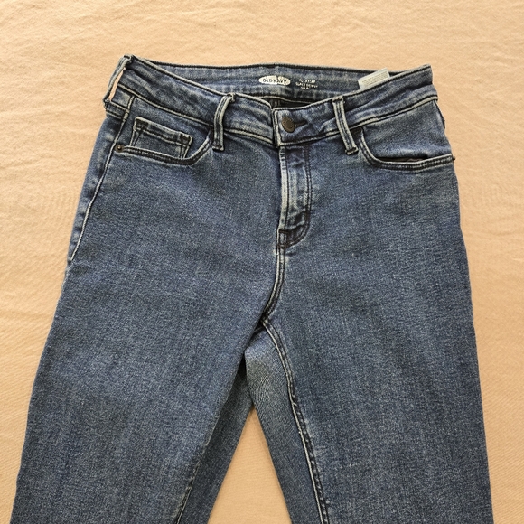 Old Navy Mid Rise Super Skinny Blur Jeans Size 2 - Picture 2 of 6
